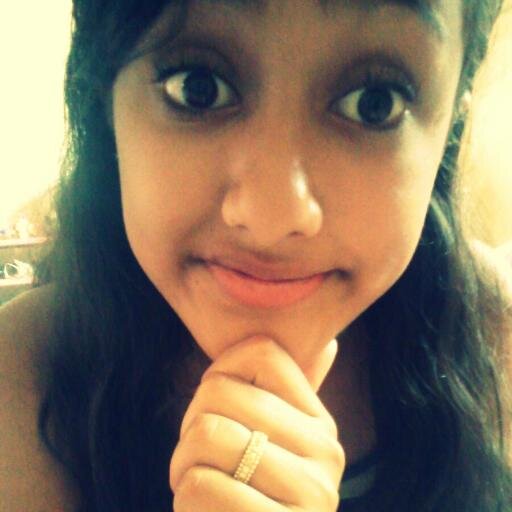 Sou aquele bombom de banana na caixa que ninguem quer :-/
facebook -https://t.co/4dPeeYV7wv
Instagram -http://t.co/NRIIfu5Ag5