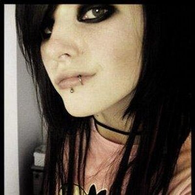 Profile Picture of Brittany Taylor (@JenelleTallin22) on Twitter