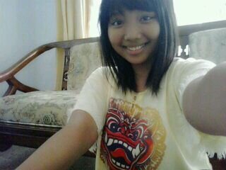 Semakin di hina = semakin berkembang ;-)
Semakin di puji = semakin down... :'(.