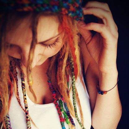 Sonhe, apesar das ilusões. Caminhe, apesar dos obstáculos. Lute, apesar das barreiras, e acima de tudo, acredite em você mesmo.☮ ☯ ☼ ✌