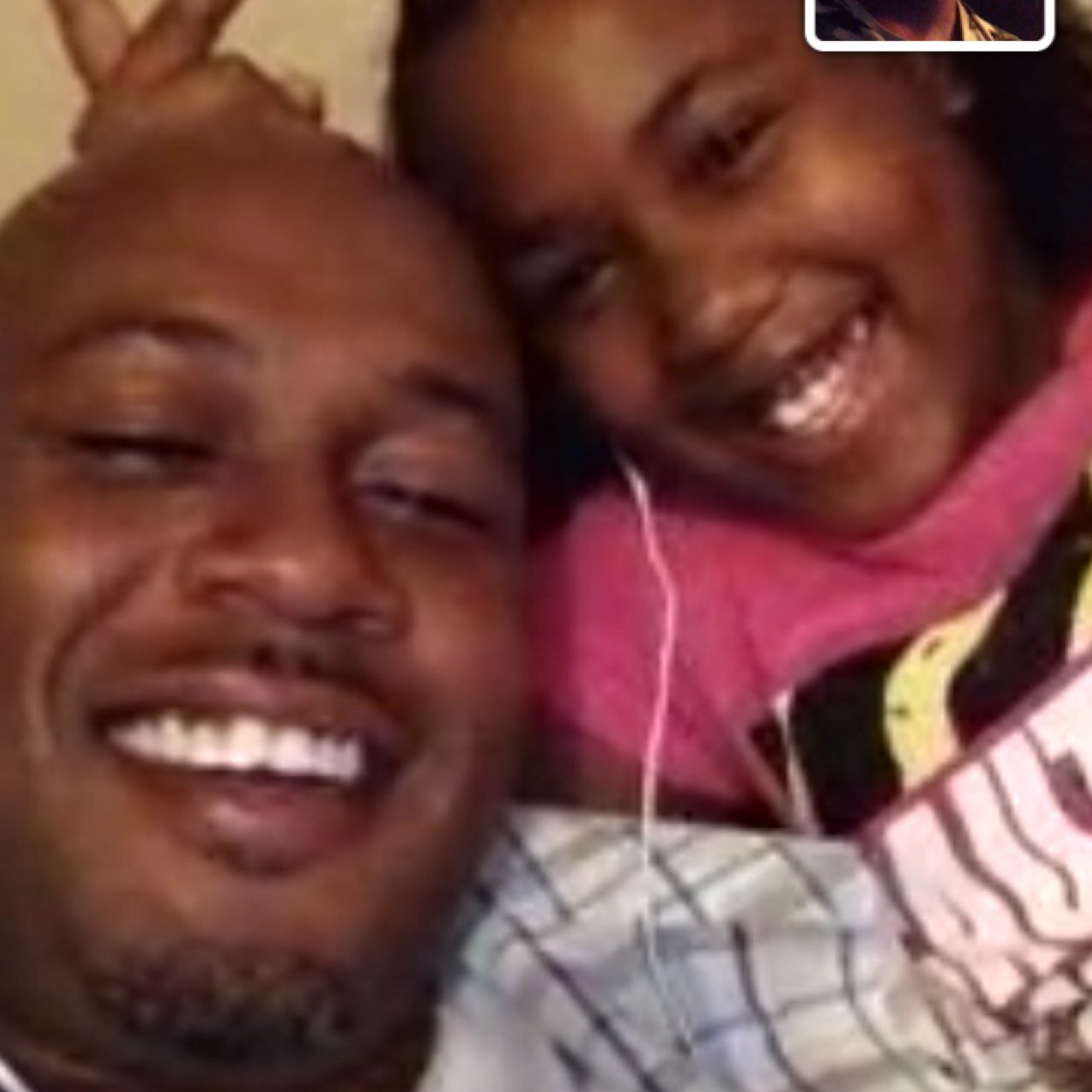 #Loving&Devoted Father of 1...Living for God with a Renewed Spirit...#SaltLifeALLDAY...Born to Fish...#Miami Dolphfan...#Overcomer
