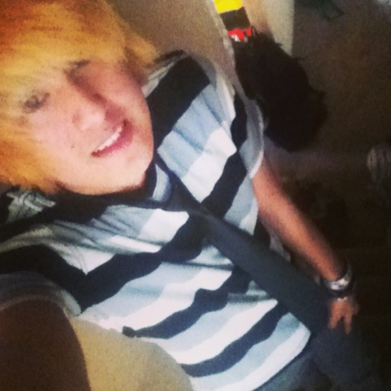 ~they say love is forever but your forever is all i need~ •emo•gay•15•taken•demon• im really nice unless you piss me off