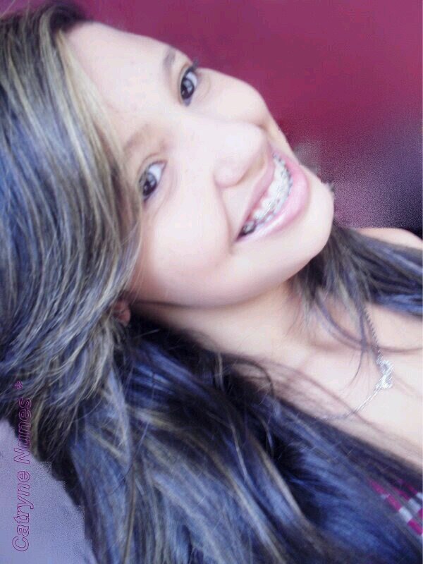 '     O destino vive dentro de nós, só  é preciso ser valente o bastante para vive-lo.                               Wpp: (31)93228388         (: