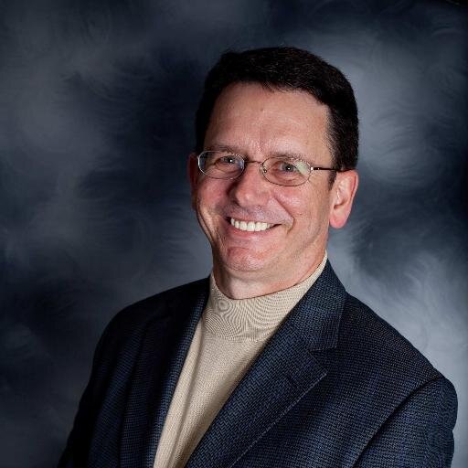 Reducing the time it takes enterprises to address urgent data center management goals; volunteer, gymrat, gamer, cyclist, golfer, and family dog walker