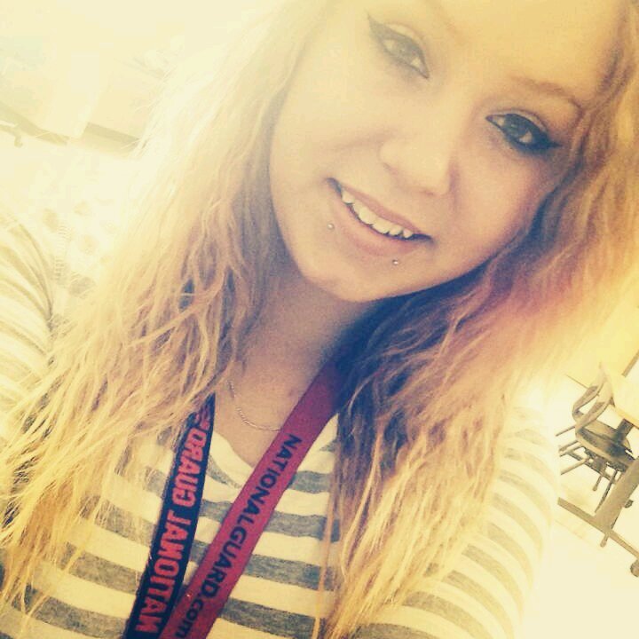 TeamTwerkSC's profile picture. IG : lexie_reynolds1  Kik : mslexieluv , follow for a follow . dont follow to unfollow .