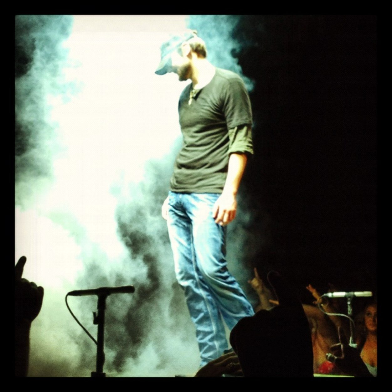 chadcherry's profile picture. call me a dreamer, but i believe in the underdog who chases down dreams and breaks down walls. i aint settling for anything less than everything.