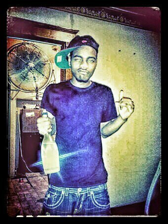 I'mma Clem nigga but im Runnin with the Road. 5⃣8 6⃣to the world blow Now it's time to let the world know (Faaareal)