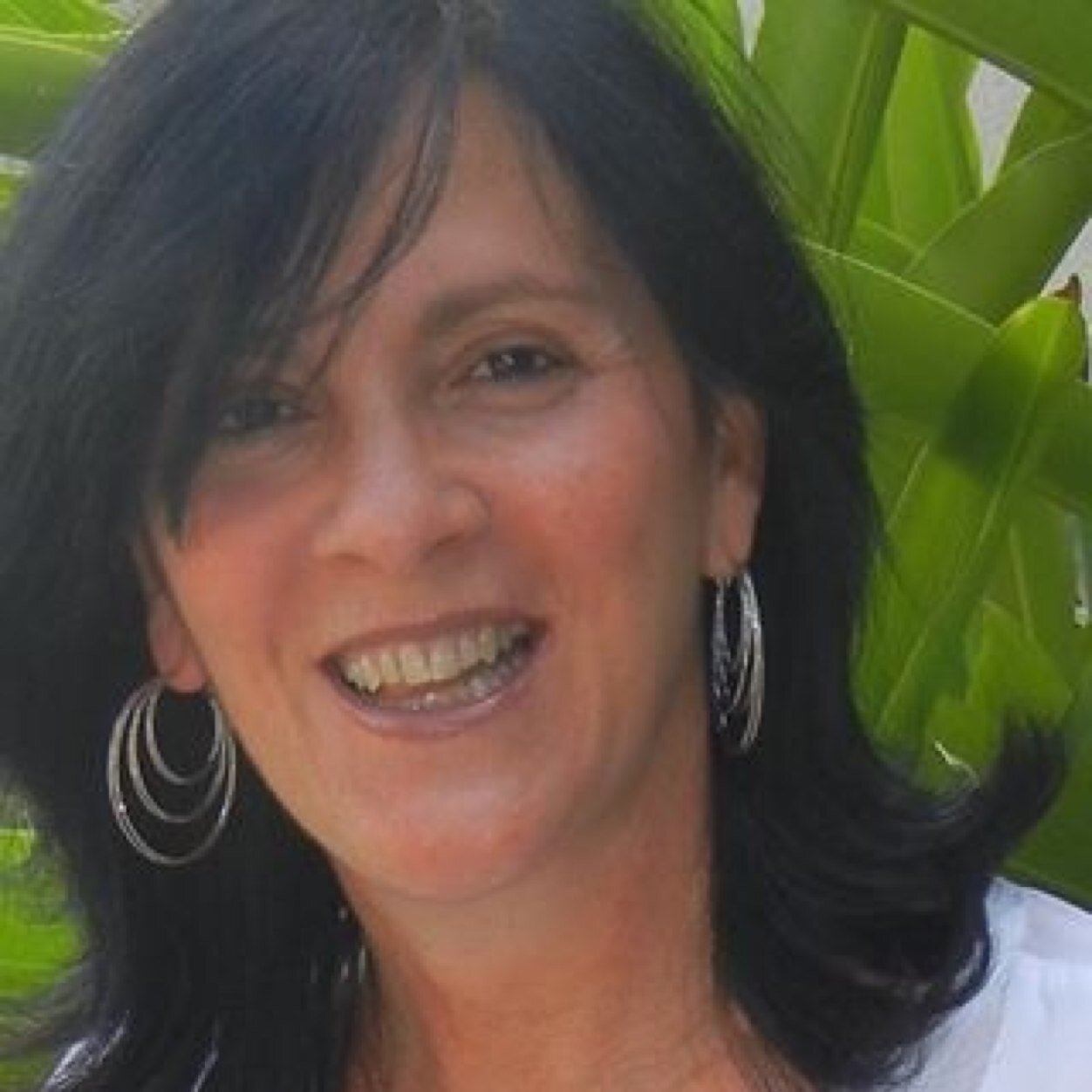 Psicólogo , Life Coach y facilitadora de grupos ,certificacion en Aprendizaje experiencial . Haz que suceda...empieza hoy.