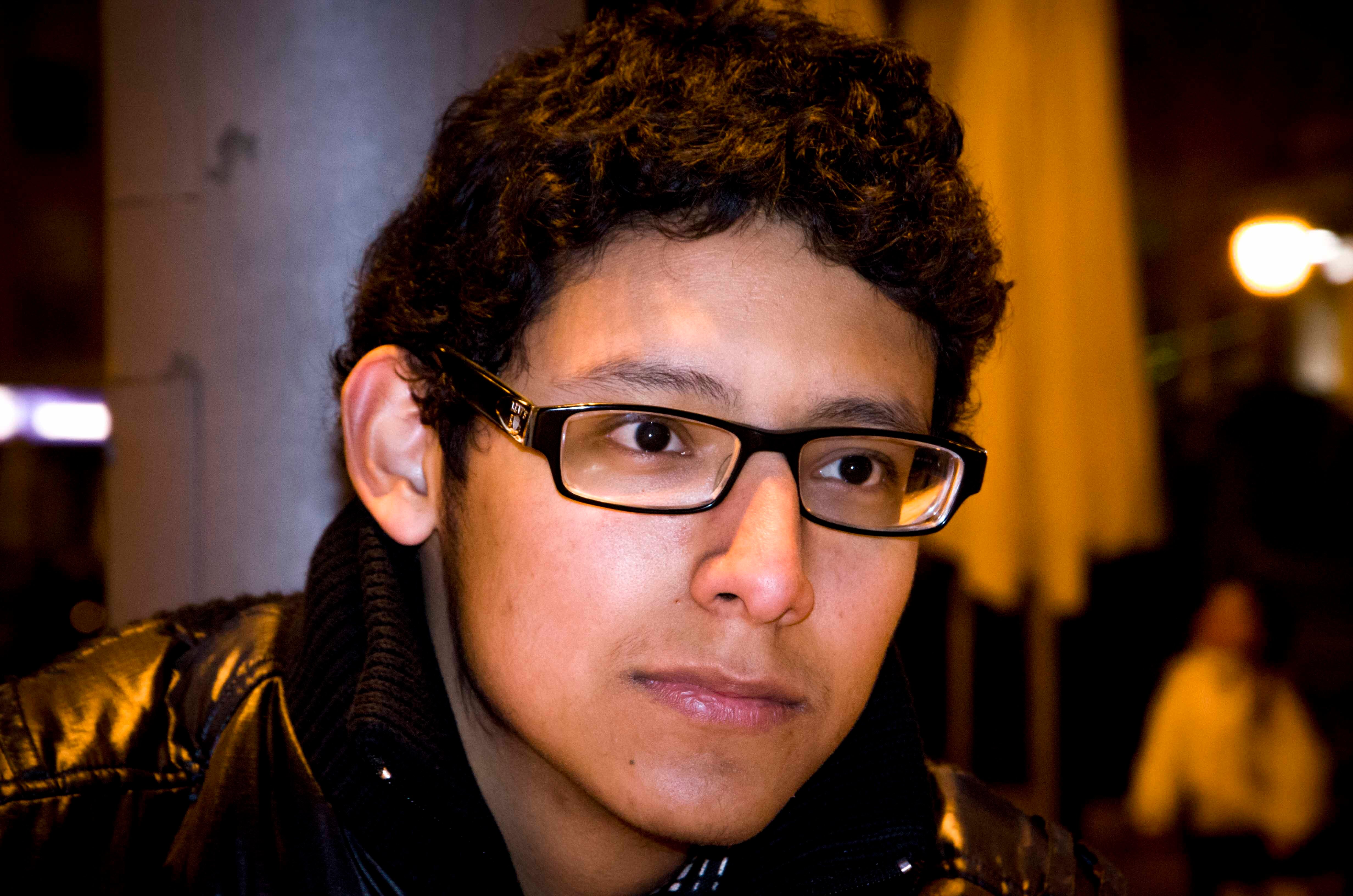 Estudiante de ingeniería aeroespacial, interesado en proyectos tecnológicos innovadores.
