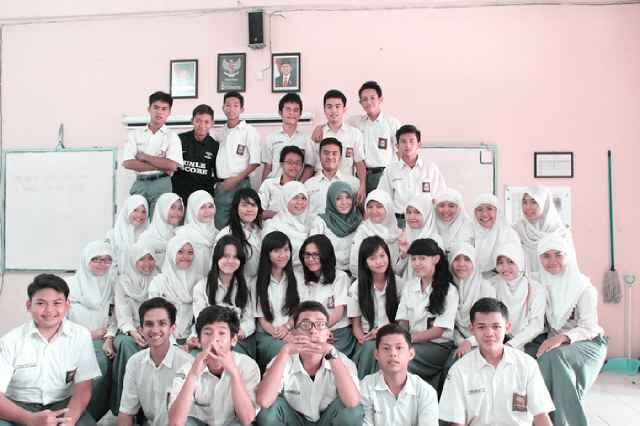 UNLESCORE's profile picture. XI IPS 3 2013/2014. Bimbingan Bu Hetty. Un-less-score!♥