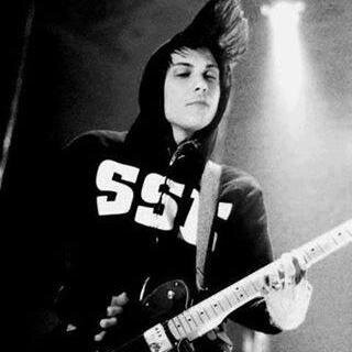 MCR_MyHeroes's profile picture. This shit is easy peasy, pumpkin peasy, pumpkin pie,motherfucker.