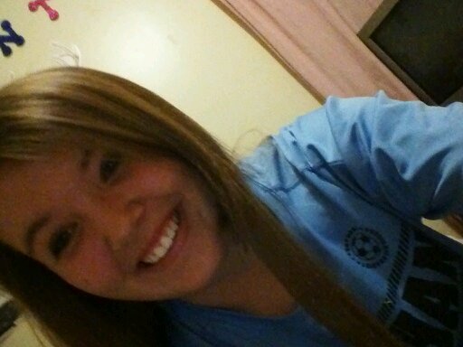 CheyenneTiller2's profile picture. OMG softball my life I don't know what I would do without it ... :) :)