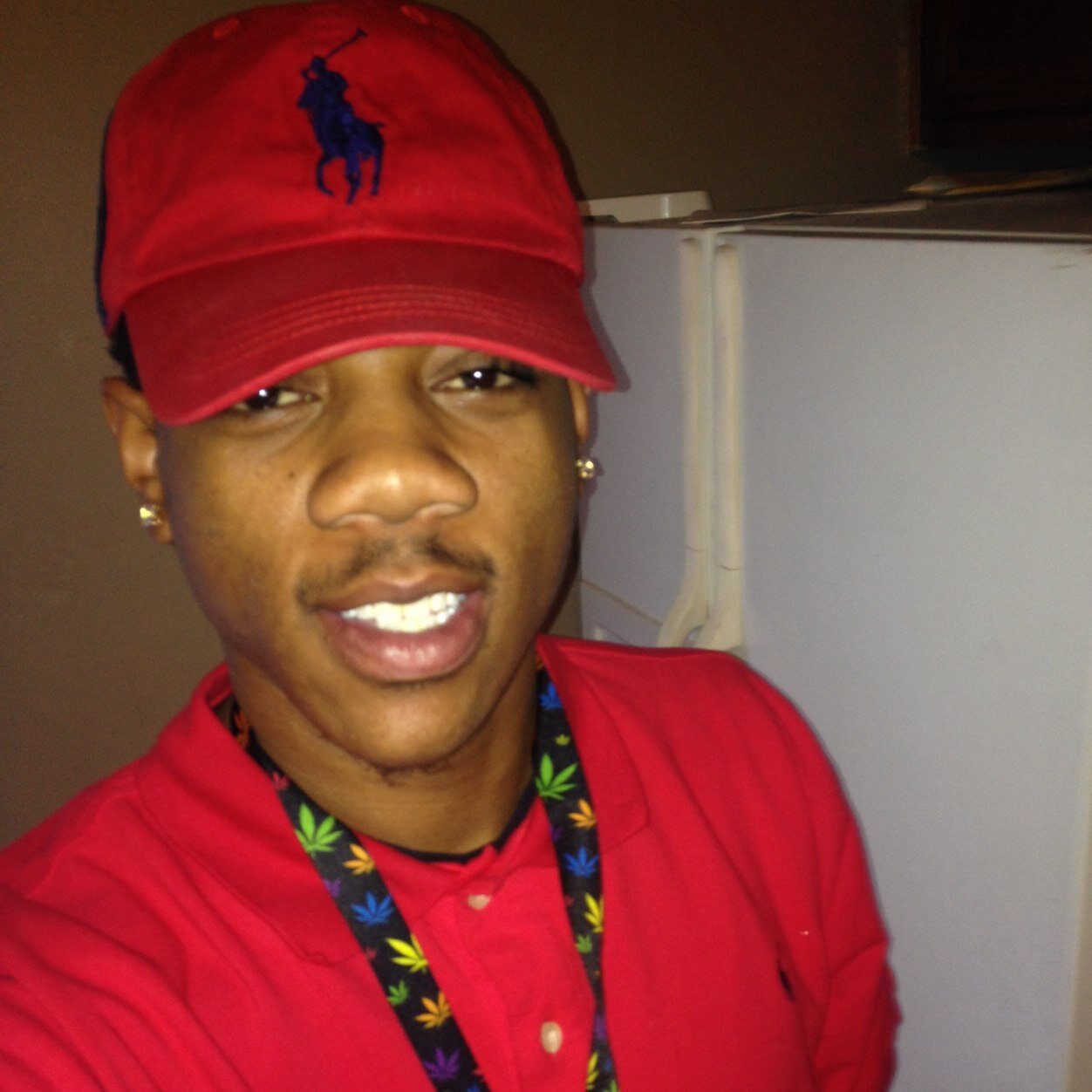 Est:1995 Livin life blowin trees In the cut wit my lil nigga Red #TeamAquarius R.I.P Chris King/R.I.P AL/R.I.P Aunty
