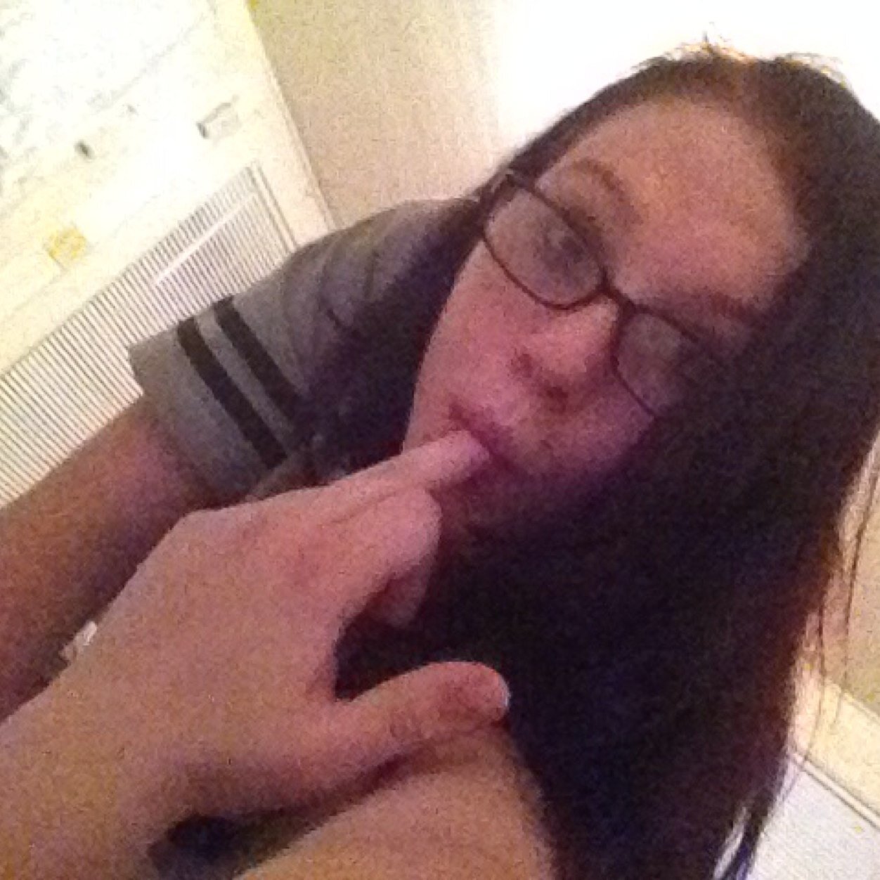 Whats up imma country cutie who enjoys a dash of rap a splash of pop and a shimmer of comedy:)
