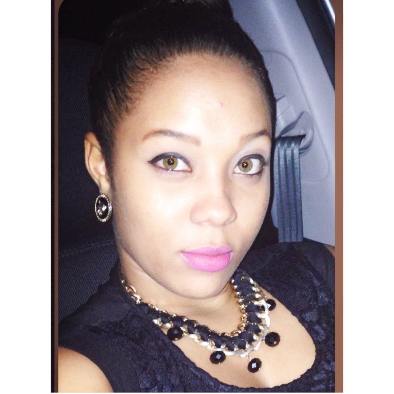 pamelaSantana07's profile picture. Estudiante de Odontología, sub encargada de protocolo @juventudRD. Amo las personas que me rodean y trato de ser mejor cada dia gracias a ellos♡