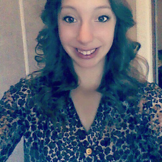 aslynnmarie17's profile picture. Live the life you love, love the life you live 3