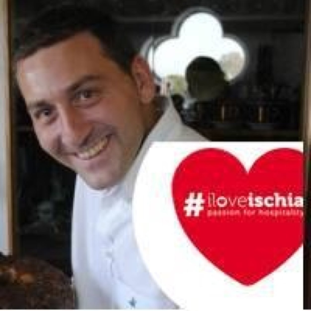 Social albergatore - Per avere un disegno devi unire i puntini - #iloveischia