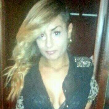 Crazy beautiful* 22yrs, Longisland, 100% Italian,  EST. 11/11/91, singing is my passion. Music is the life style. Gabriellefamighette@gmail.com ♡