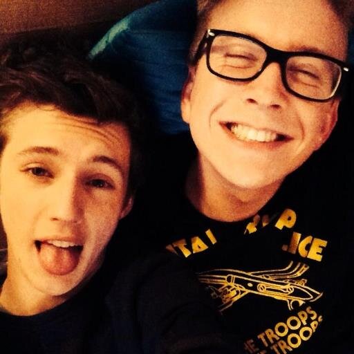 Hi! I love troyler! My favorite youtubers r @tyleroakley @troyesivan @sawyerhartman @connorfranta Ok Im a freakin fangurl! Lol hope they follow me!
