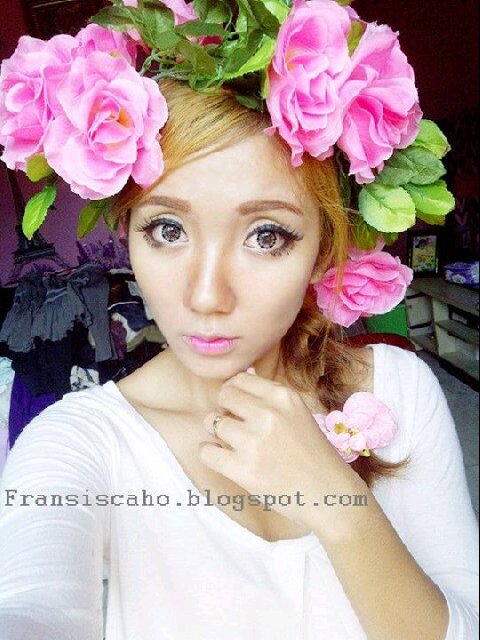 owner of @LarisLc @LarisShoes & @LcWig Pages : Laris Collectionss ☺Love travelling,fashion,wedges,heels,bag,korean style,KPOP & makeup !!!  ☺Love Nando☺