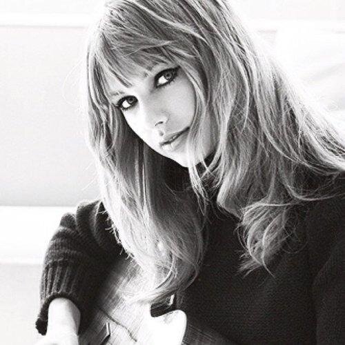 Taylor is perfect, amazing, sweet, gorgeous and brilliant. At least that's what people say ;)