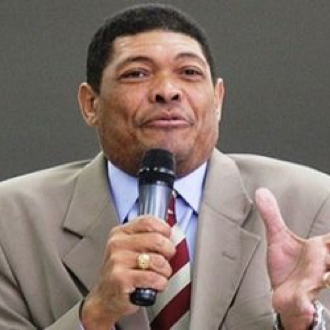 Tudo posso naquele que me enriquece, e nada como um dizimo apos o outro!
