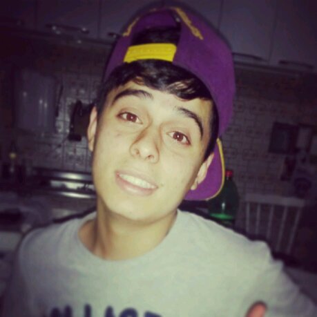 _Lustri Profile Picture