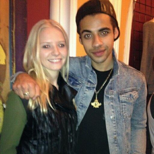 16. junior. dgs. chicago. blonde life! most of this is random..