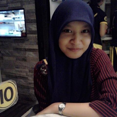 ardianaalifatus's profile picture. let it flow :)  | Statistics '11 | Brawijaya university