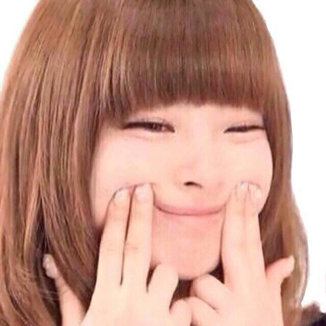 高３ きゃりーちゃん専用垢です( ^ω^ )たくさんのぱみゅらーさんと繋がりたいのでフォローお願いします！！ぜひ仲良くしてくださーい！！