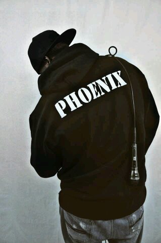 I'm an artist straight from Boston. I'm a songwriter, I produce some of my own content, and I rap. Ive been a songwriter since I was 16 and I'm still at it.