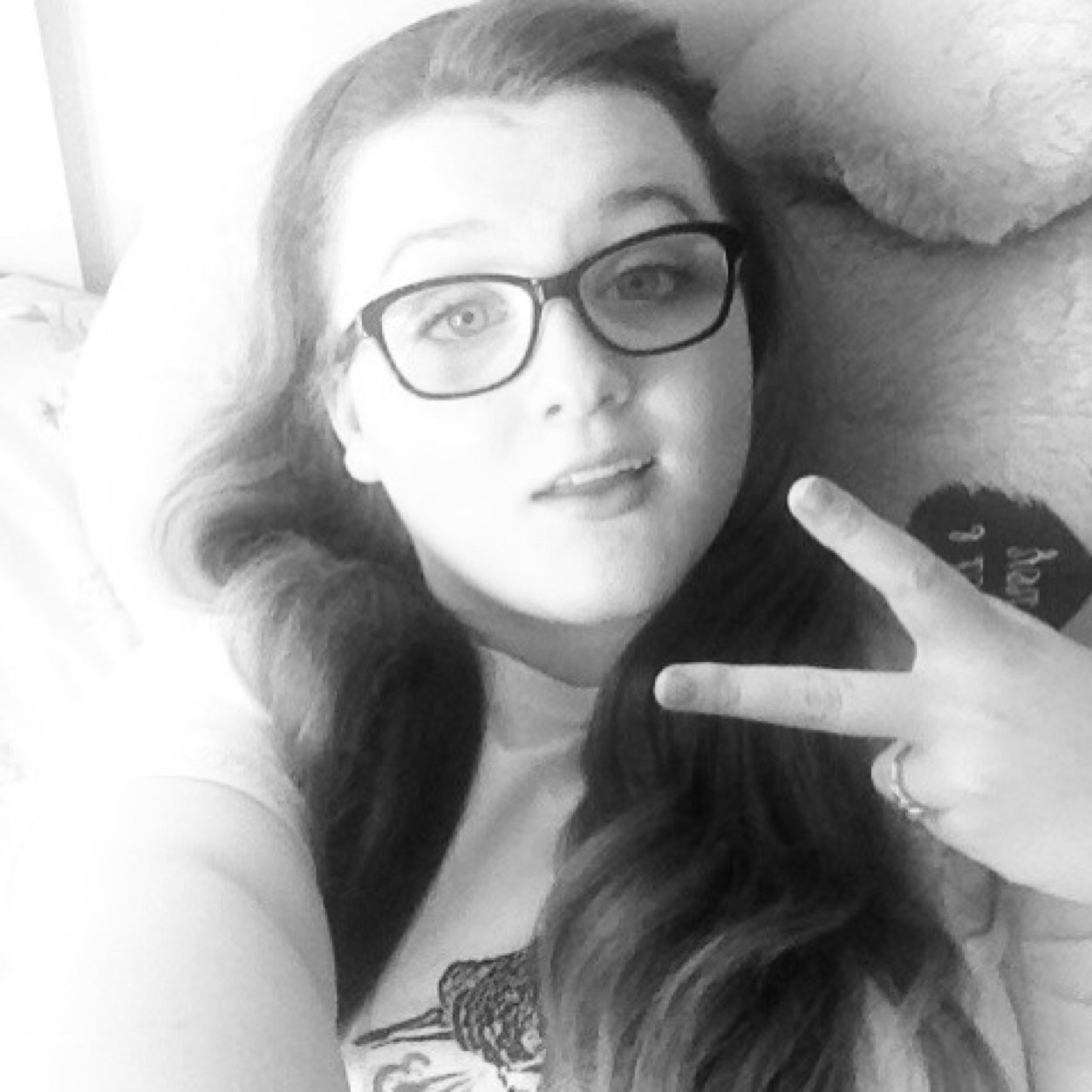 Heller there! Go checkout bailey johnston (@baileyjful) on youtube. Singing & other random videos. ✌️i have a feeling.... YOU SHALL LOVE IT! #Bayliens