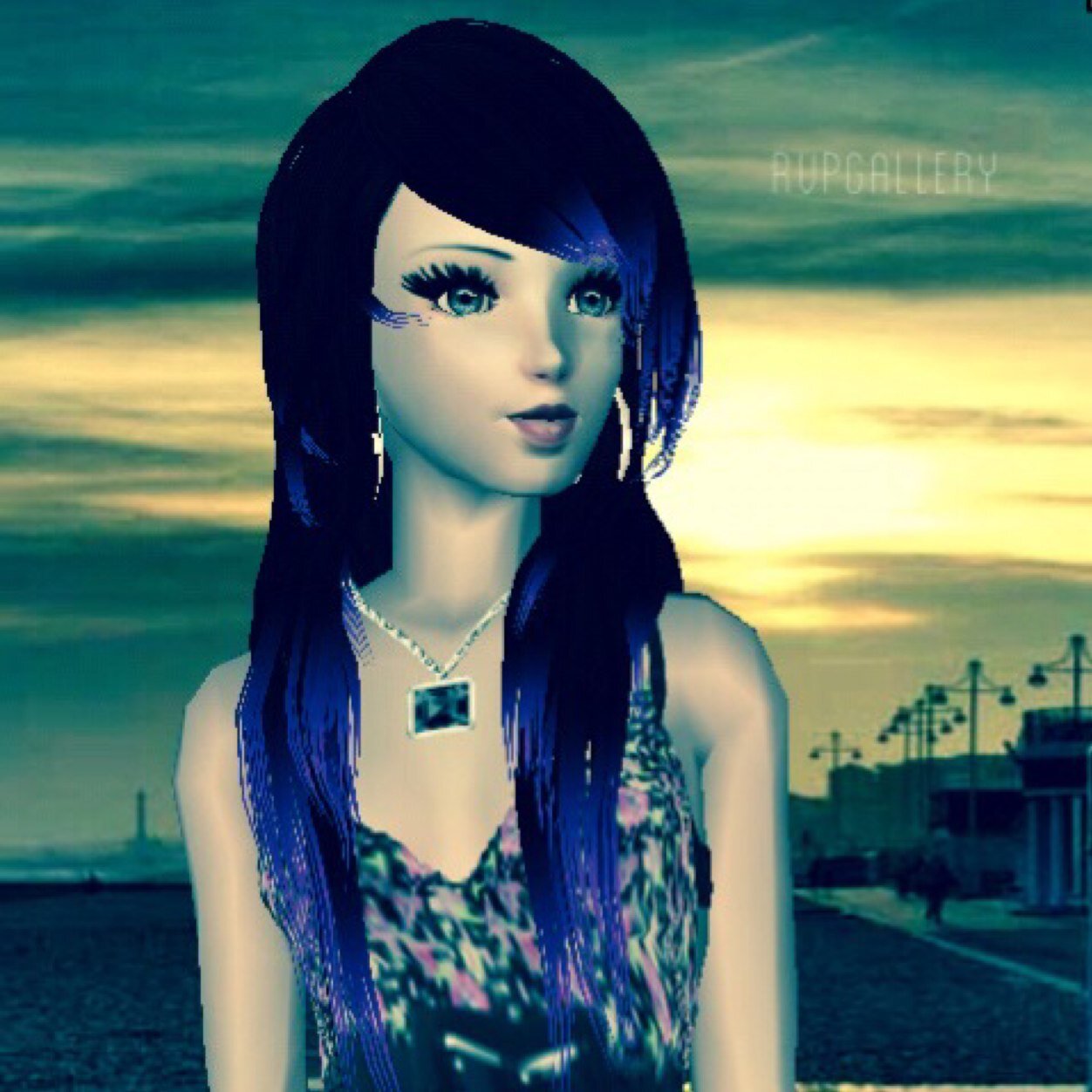 MissLorLondon's profile picture. 