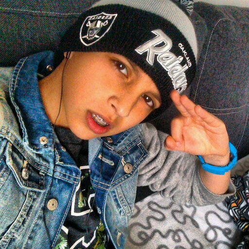 love zussen @LatieshaX & @melanyjacobss & @xSweety_Jennox ll En love voor me broers: @_girlslovesosa & @Loveethisshit ll