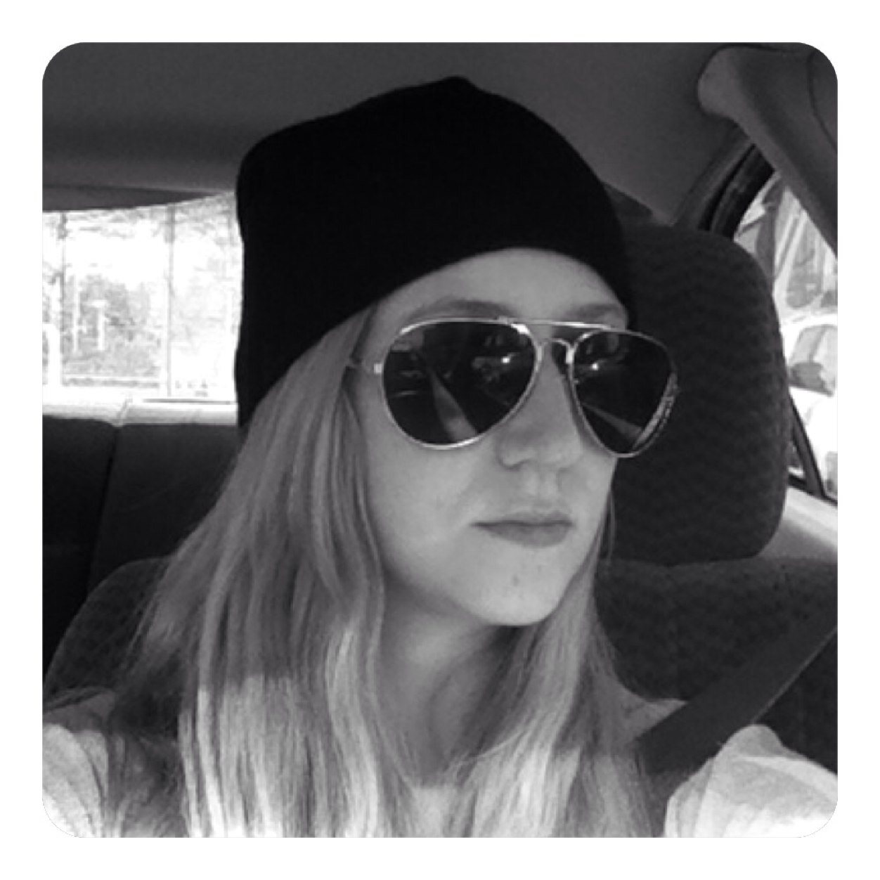 Fashion photographer, animal lover. NAMASTE.