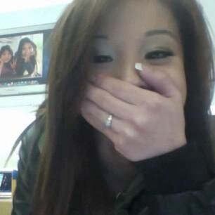 KaaGe_Rinn's profile picture. 내 눈엔...
너 만 보인다는말...
난...거짓말이라고 생각해...
내눈엔 많은 사람들이 보여..
그 치만..그 많은 사람들 중에서
 너만을 찾게돼...