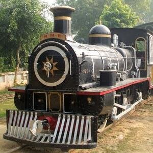 Tweets by Suresh Chowhan about Indian Railways: The 'Railway Update' shares latest news and update about Indian Railways.
http://t.co/ygAhahoUTt
