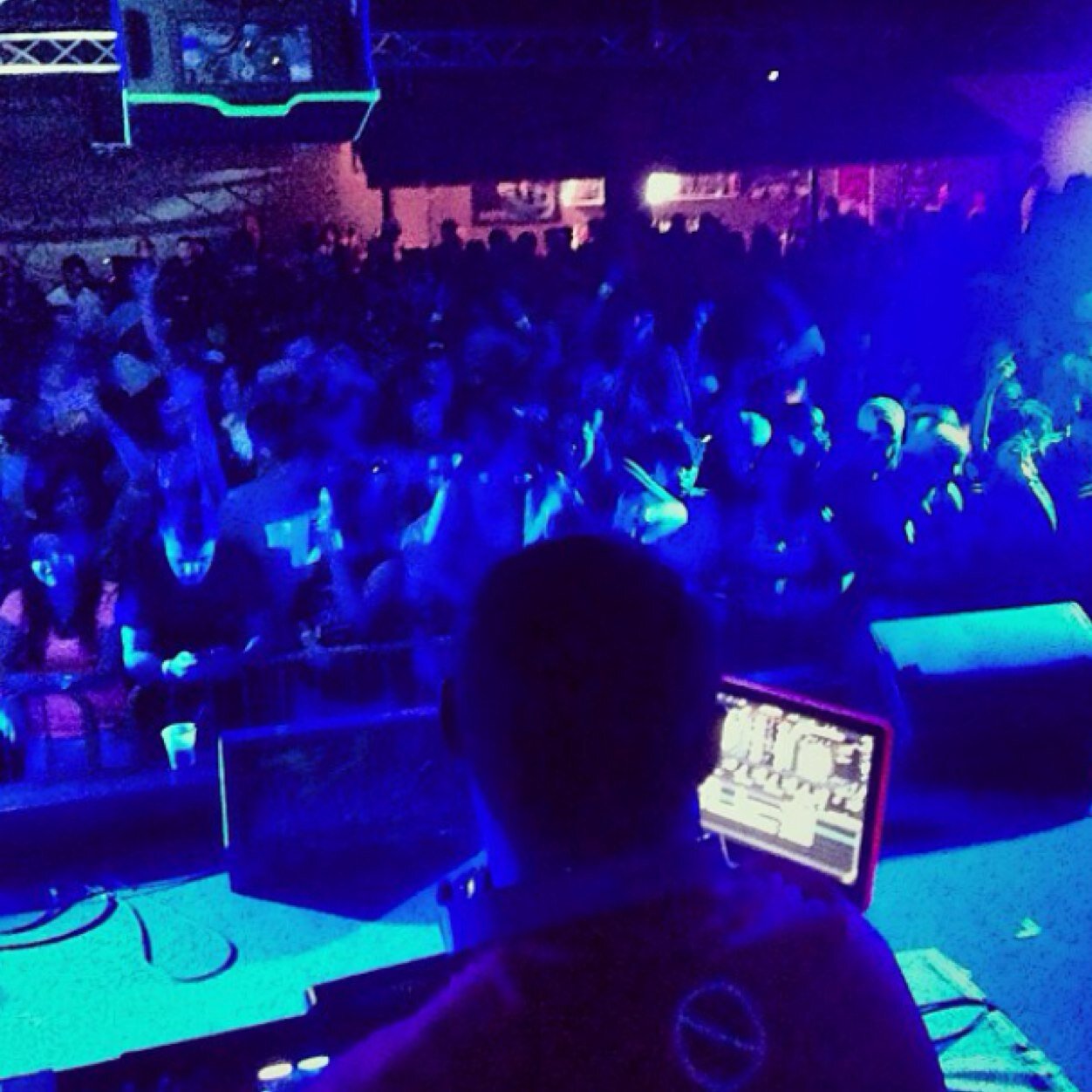 DJ|Entertainer|Wizard|EDM|Producer|Soundcloud|DJ RuffTymes|Booking tunzentllc@gmail.com|t_ruffins@yahoo.com|