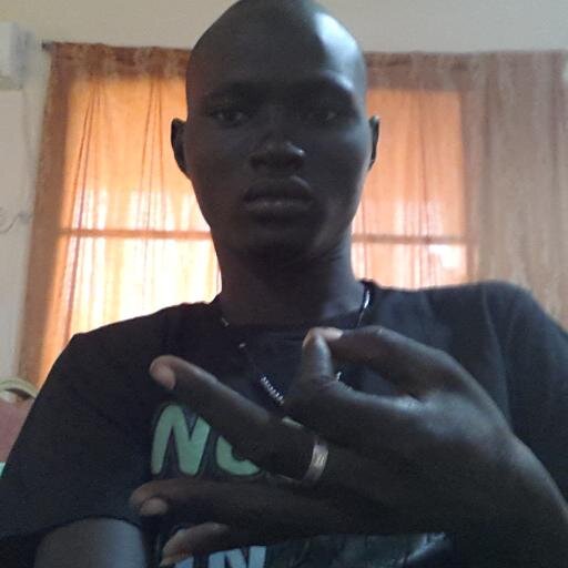 LaurentMaker's profile picture. mc igga