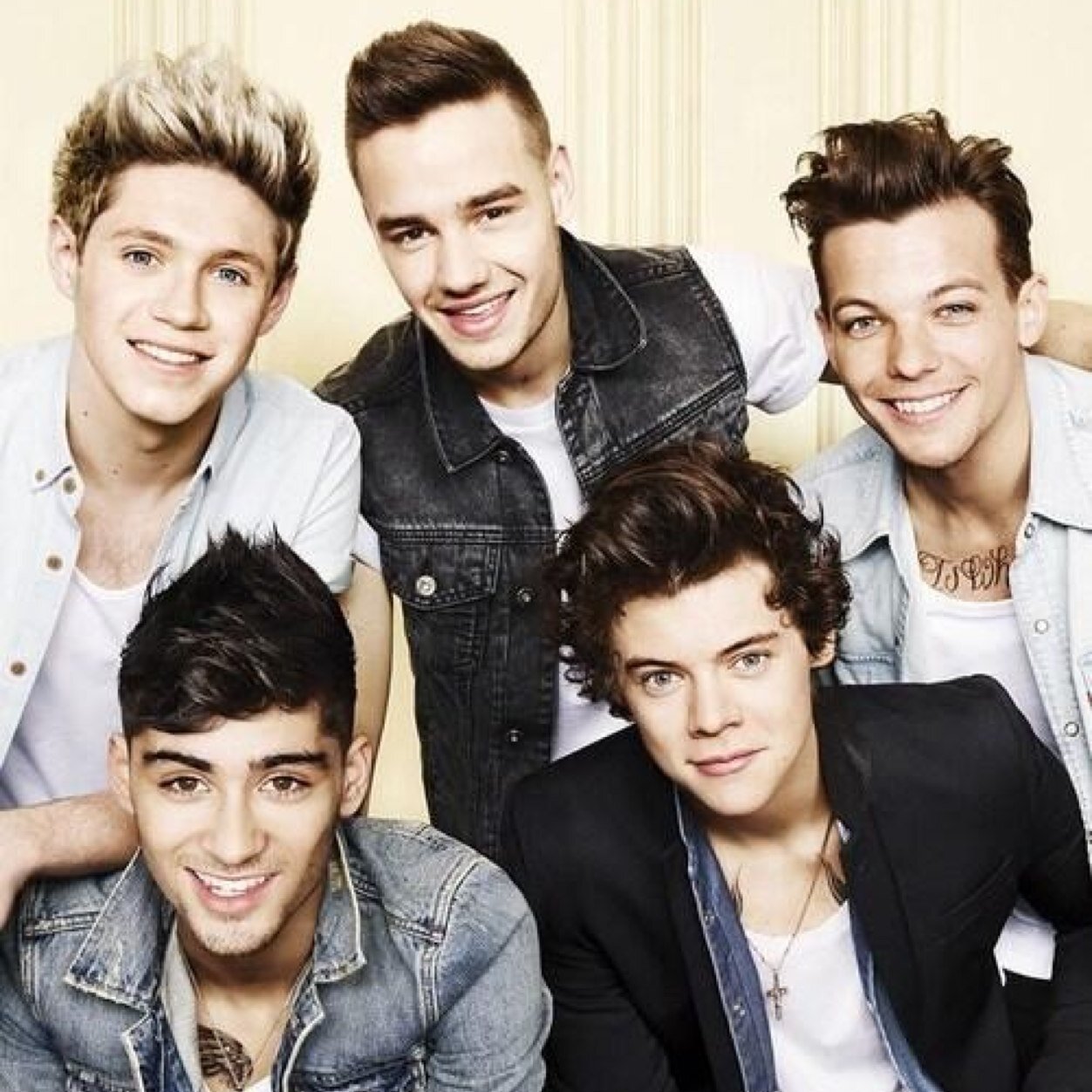 follow @glimmernialler ❤️