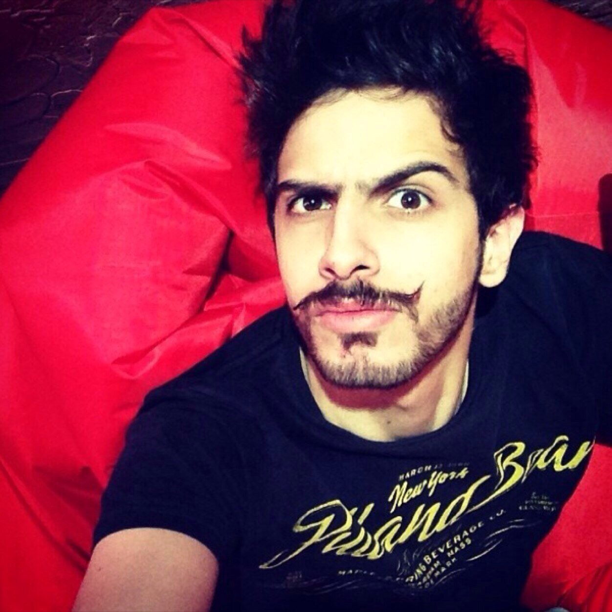 ماتقيب بـوسه؟