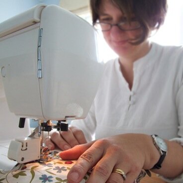 julia_batley's profile picture. Maker of Leather Handbags, Sewing Tutor, Fabric enthusiast