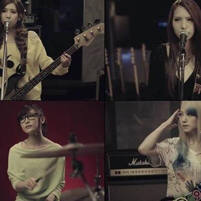 SCANDAL Fans Friendship official Twitter account  I Update News & Share SCANDAL Pict I HARUNA-RINA-MAMI-TOMOMI I Join us! ^^