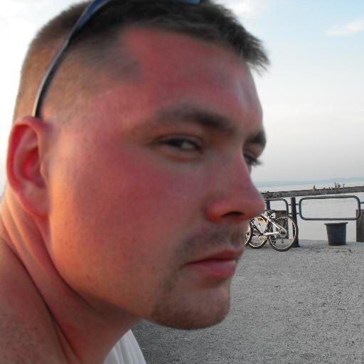 csaposs's profile picture. 