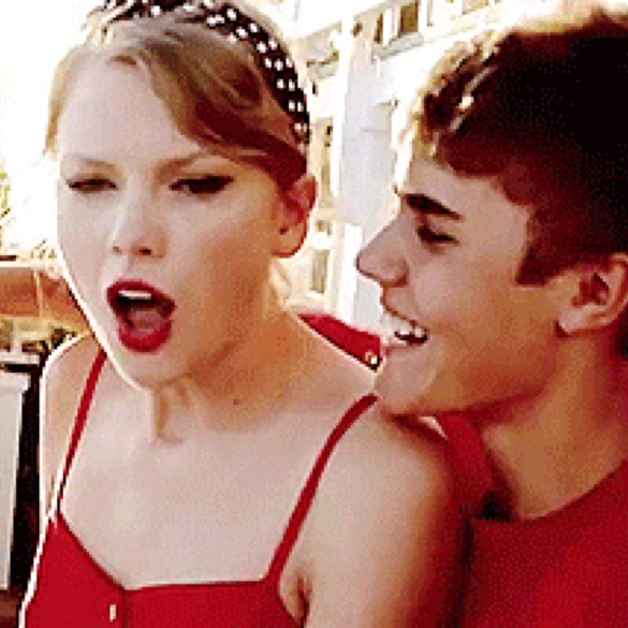Taylor Swift is My QUEEN. Justin Bieber is My KING.