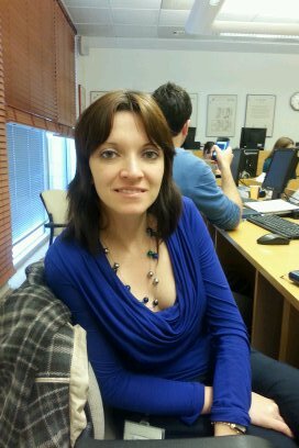 Loves Persian poetry, French cinema and Russian kitchen
