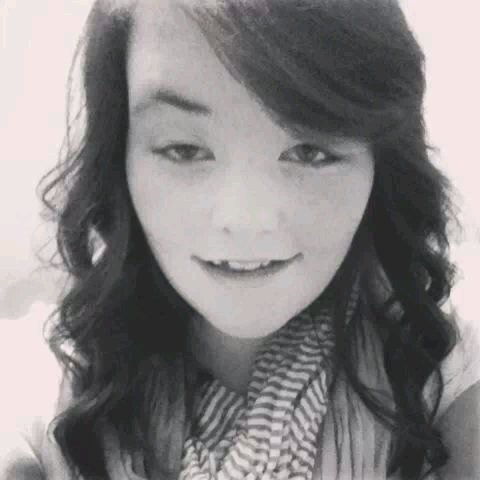 CarlaE2011's profile picture. 