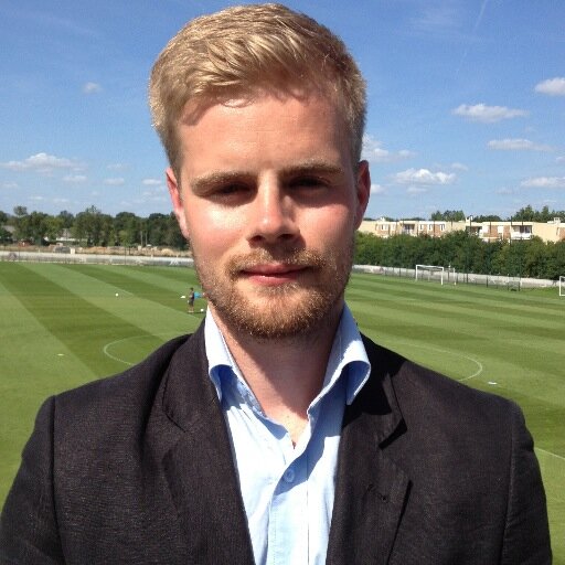 Reporter på Sport-Expressens sportmagasin. Skriver om all sport – men allra helst om svensk fotboll.
