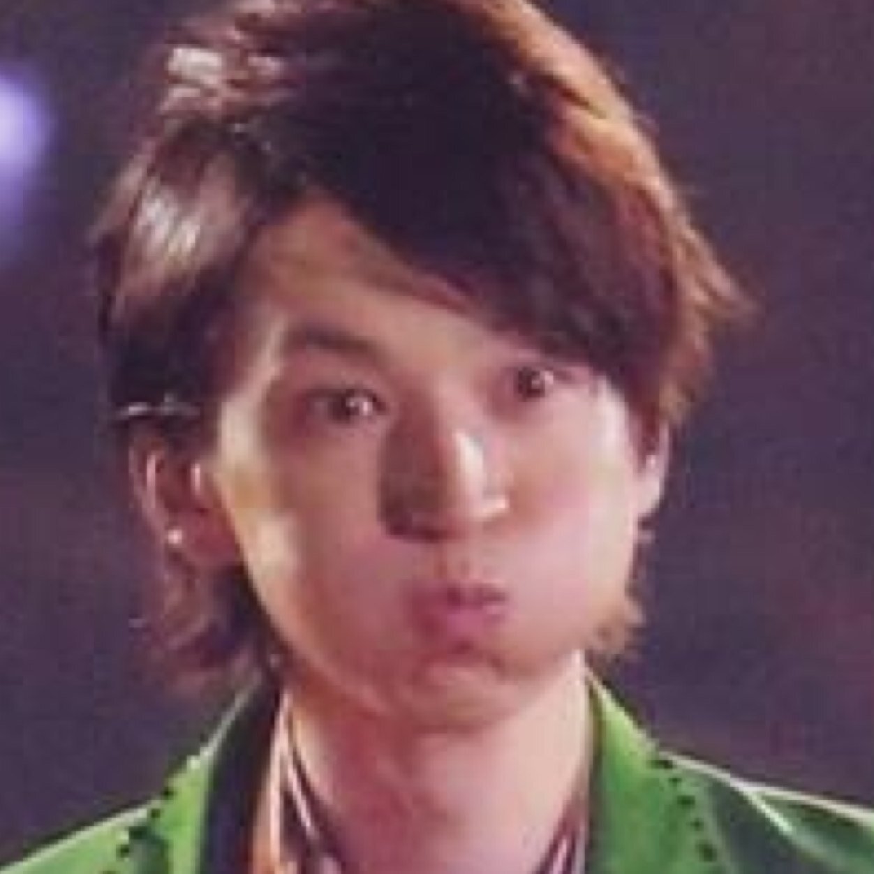 大阪住み＊JK＊緑よりの虹色eighter∞ エイターさんフォローおねがいします♡