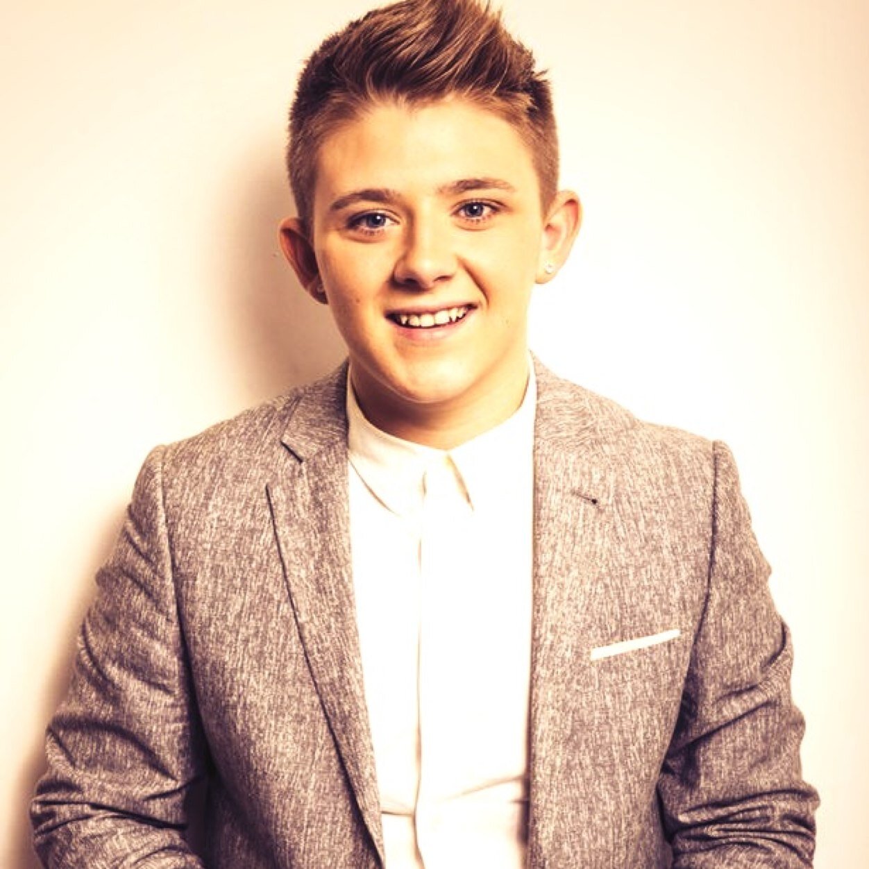 •NicholasMcDonald• •OneDirection•
•Follow me•
•instagram:@savanahtestoxxo•